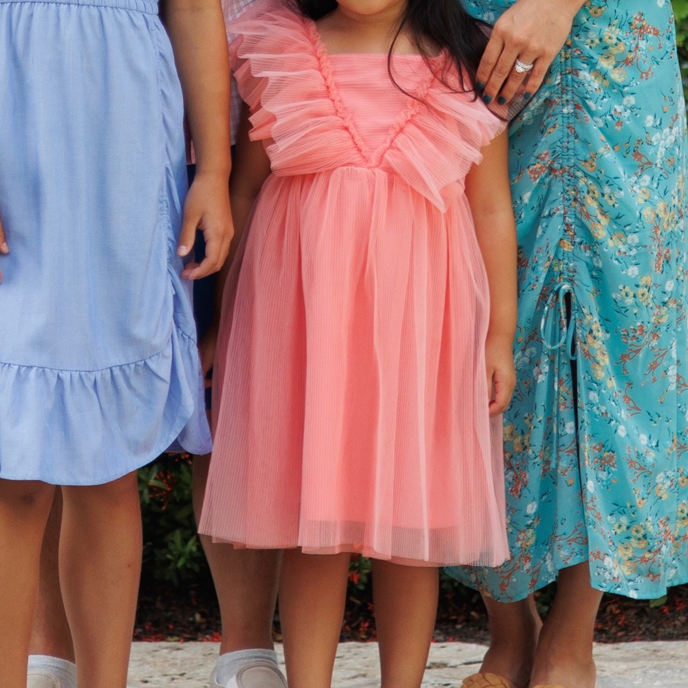 Adorable H&M tulle dress